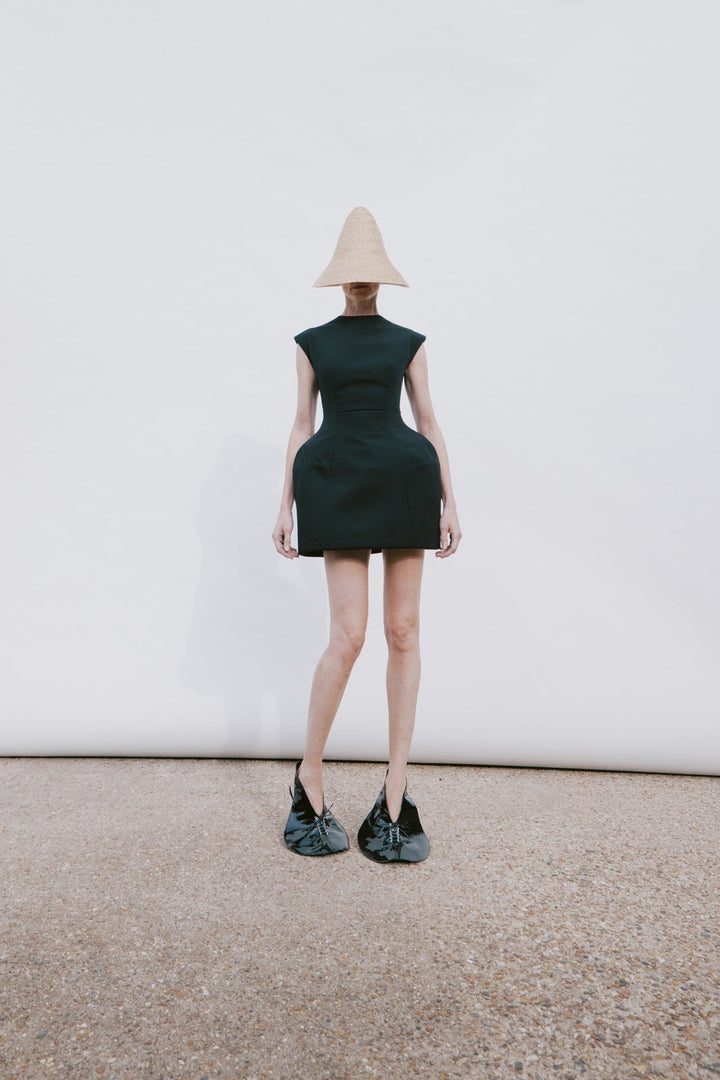 Closed Neckline Sculpted Swan Dress Black