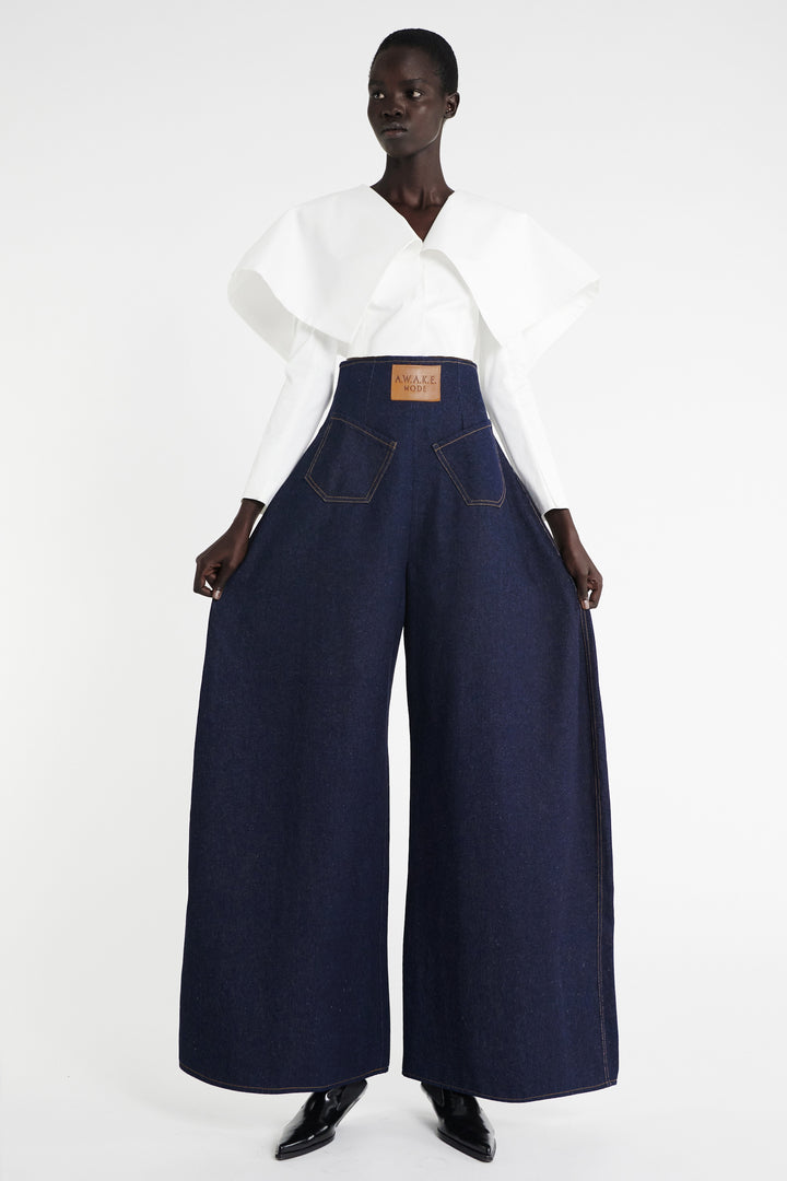 Rounded Back To Front Jeans Indigo Rinse Wash