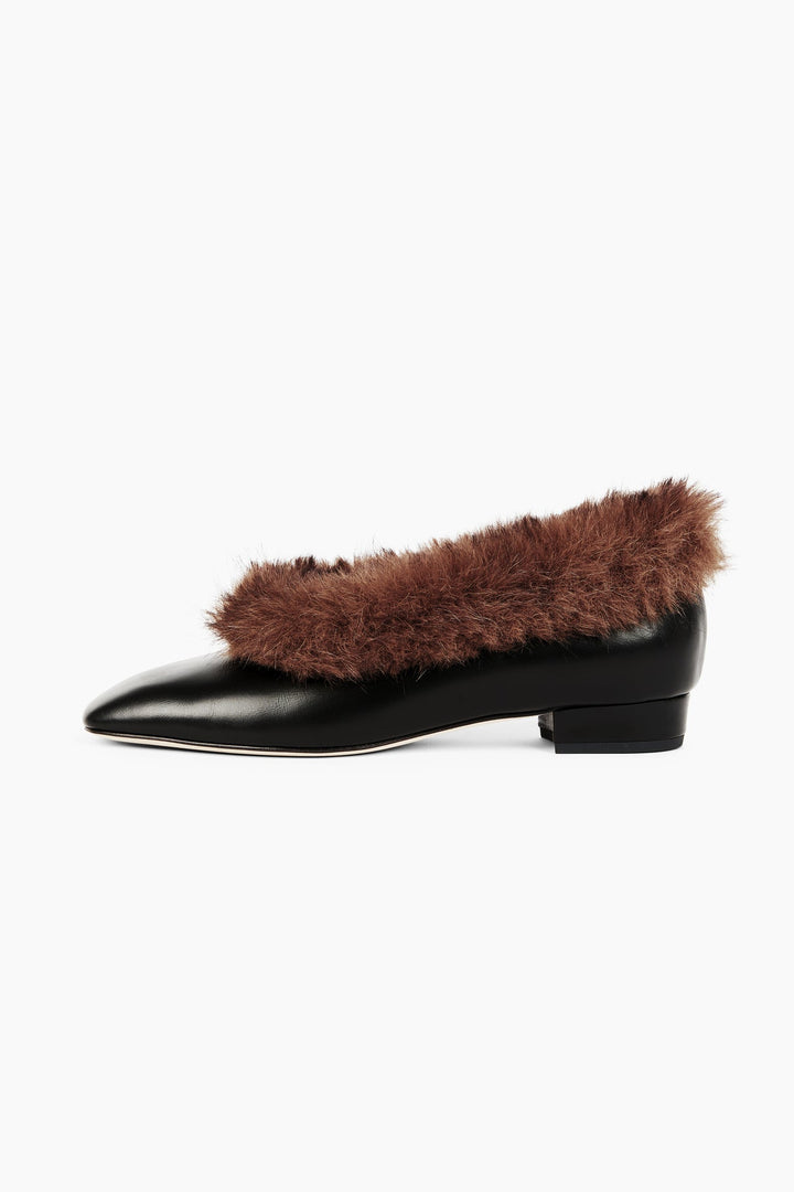 Leonore Rouned Loafer With Fur Black Brown
