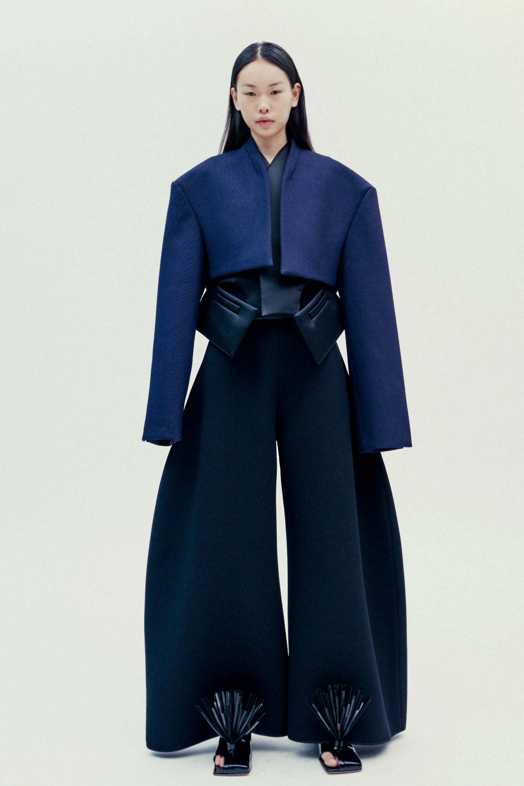 High Rise Rounded Trousers Black