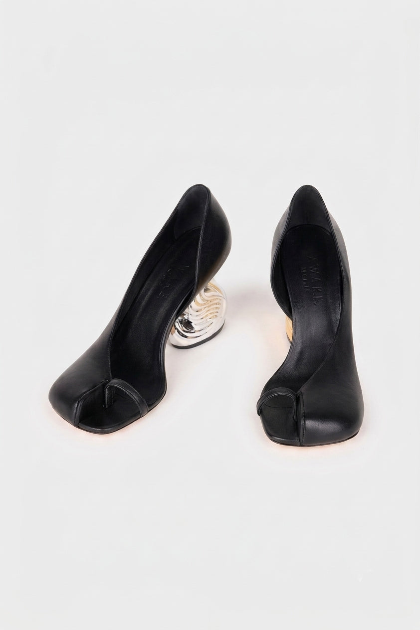 Christine Cousin Shoes With Swan Heel Black Silver Gold