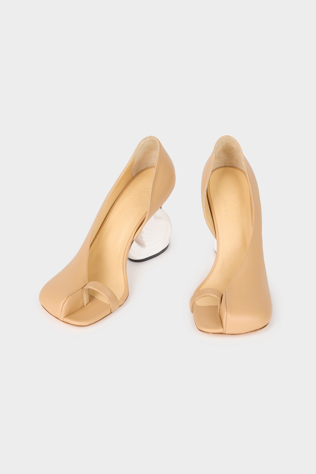 Christine Cousin Shoes With Swan Heel Nude
