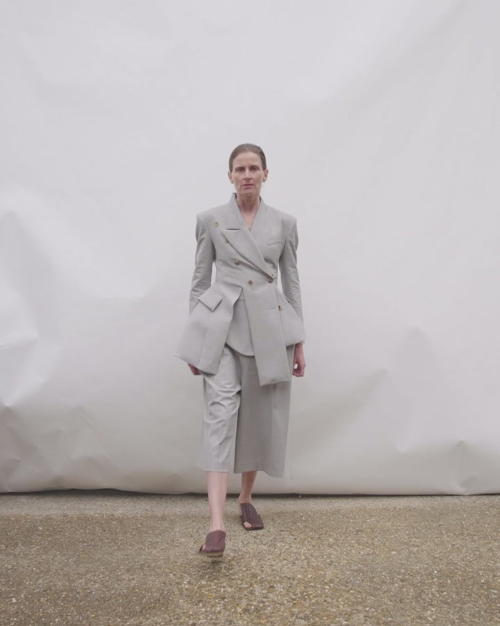 Asymmetric Volume-Contrast Jacket Light Grey Melange